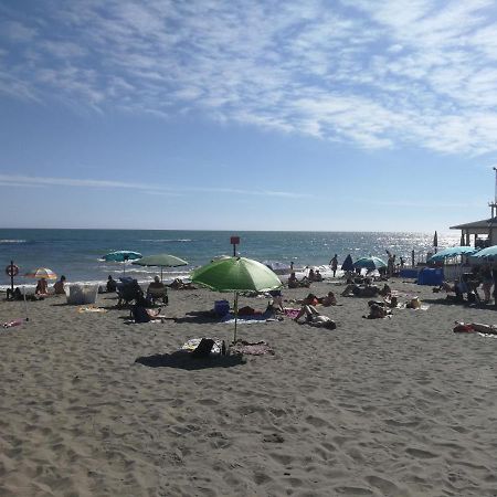 Mare Di Roma Villa Ostia Buitenkant foto